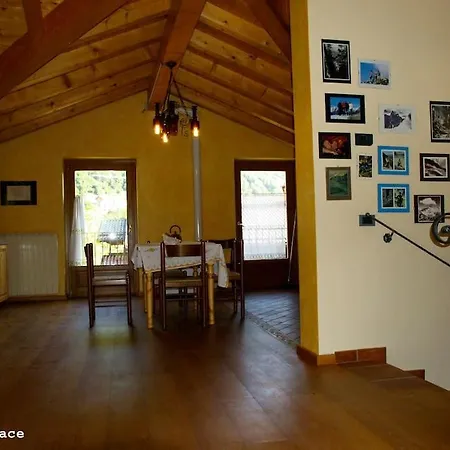 Il Suono Delle Montagne Apartment Colere